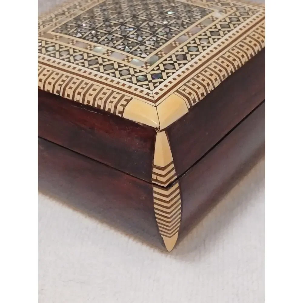 Exotic Egyptian Hand Inlaid Mother Pearl Jewelry Wood Box 3.5' Gift Storage‎ Box